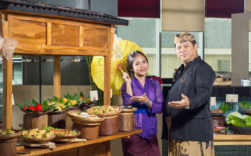 โรงแรมเอเทรีย มาลัง มะลัง ภายนอก รูปภาพ