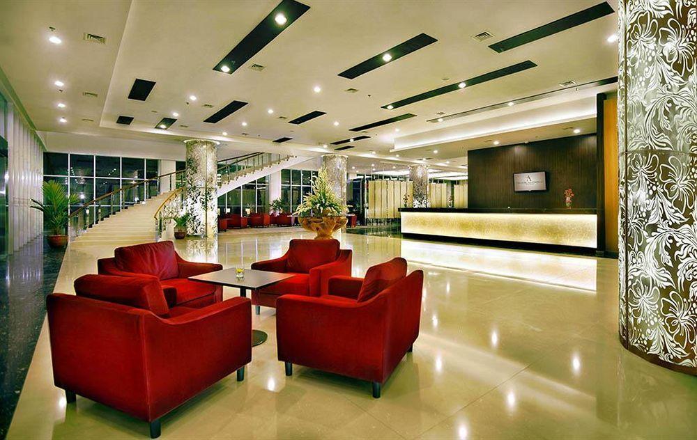 โรงแรมเอเทรีย มาลัง มะลัง ภายนอก รูปภาพ